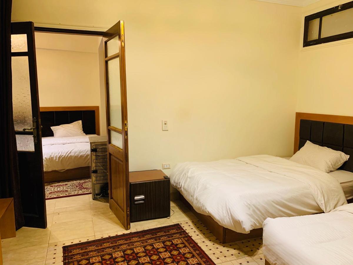 Draz Pyramids View Bed & Breakfast Kafret el-Gabal Buitenkant foto