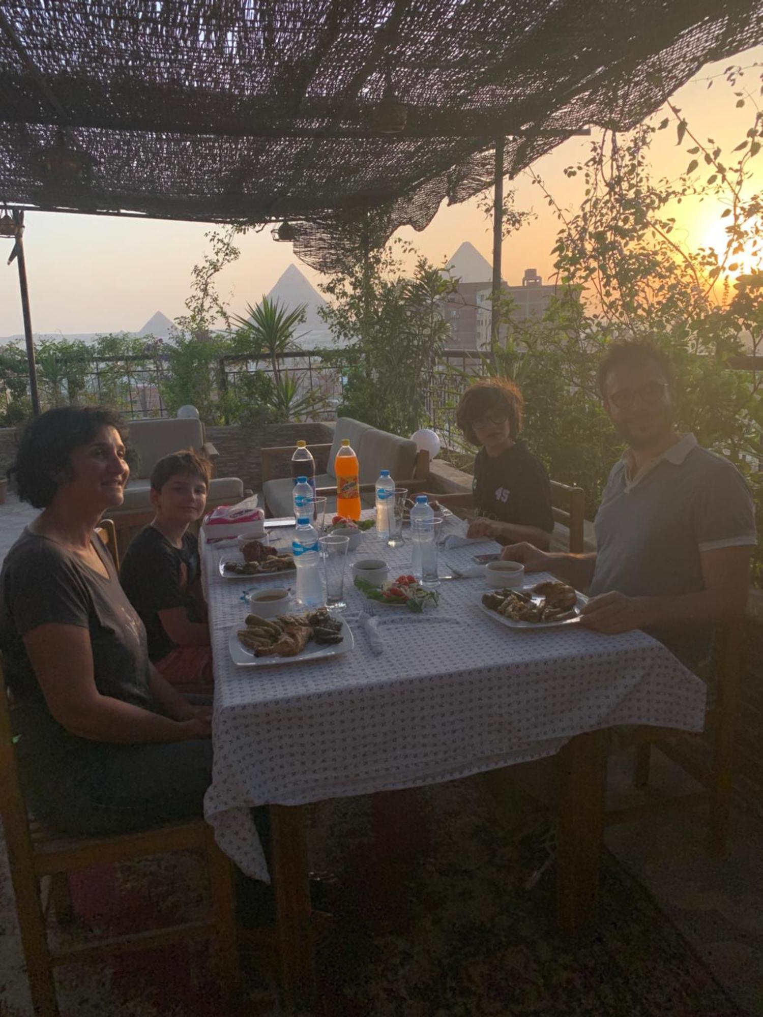 Draz Pyramids View Bed & Breakfast Kafret el-Gabal Buitenkant foto